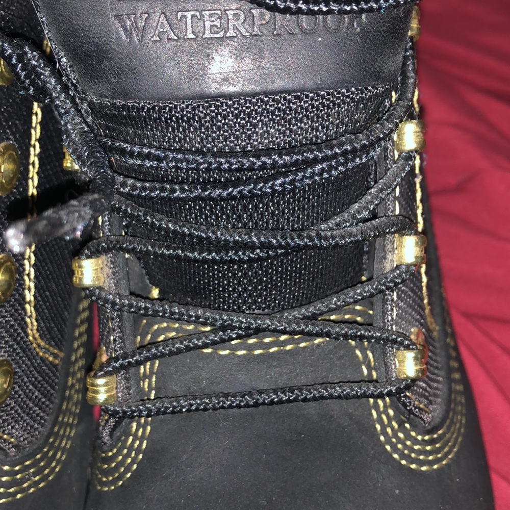 🔥Very Rare Retro Timberlands🔥 - Picture 2 of 8